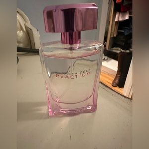 Kenneth Cole reaction perfume